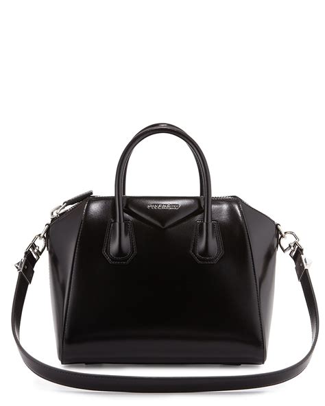 Givenchy bags for Women .